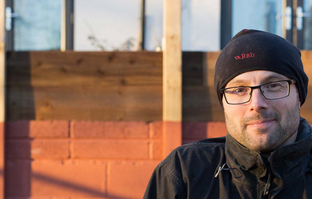 Martin Horne: self-finish living - 325 Fishponds