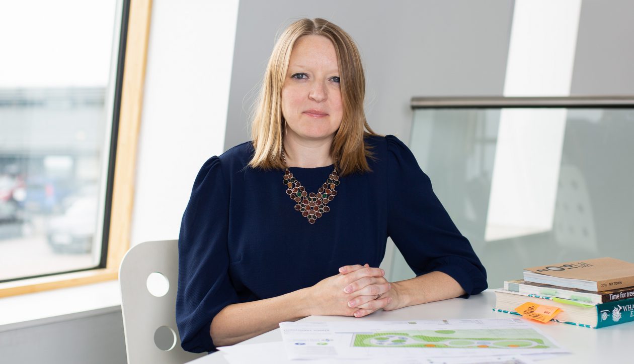 Claire Symons - Profile Pic