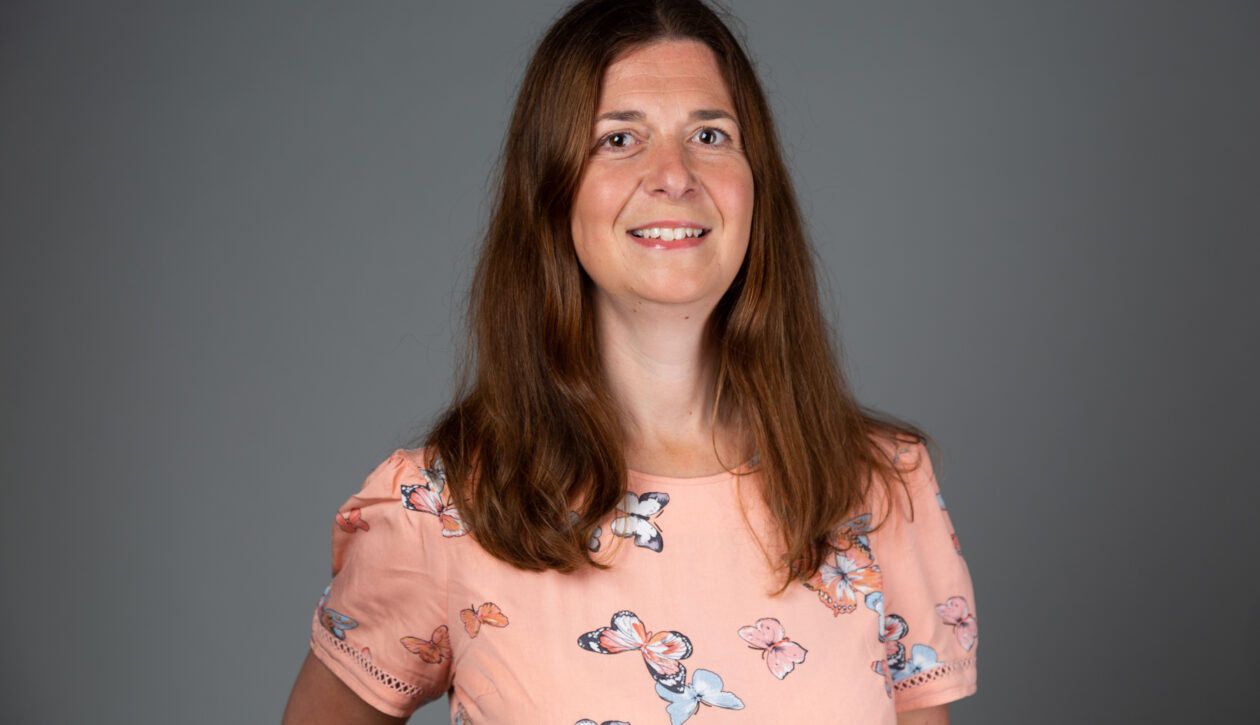 Rebecca Draper - Profile Pic